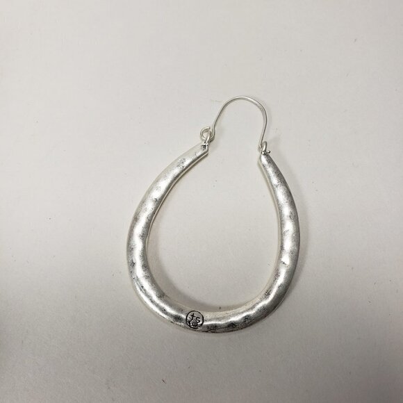 Women's Stunning Hammered Silver-tone Hook Earrings with Crystal - Picture 9 of 10